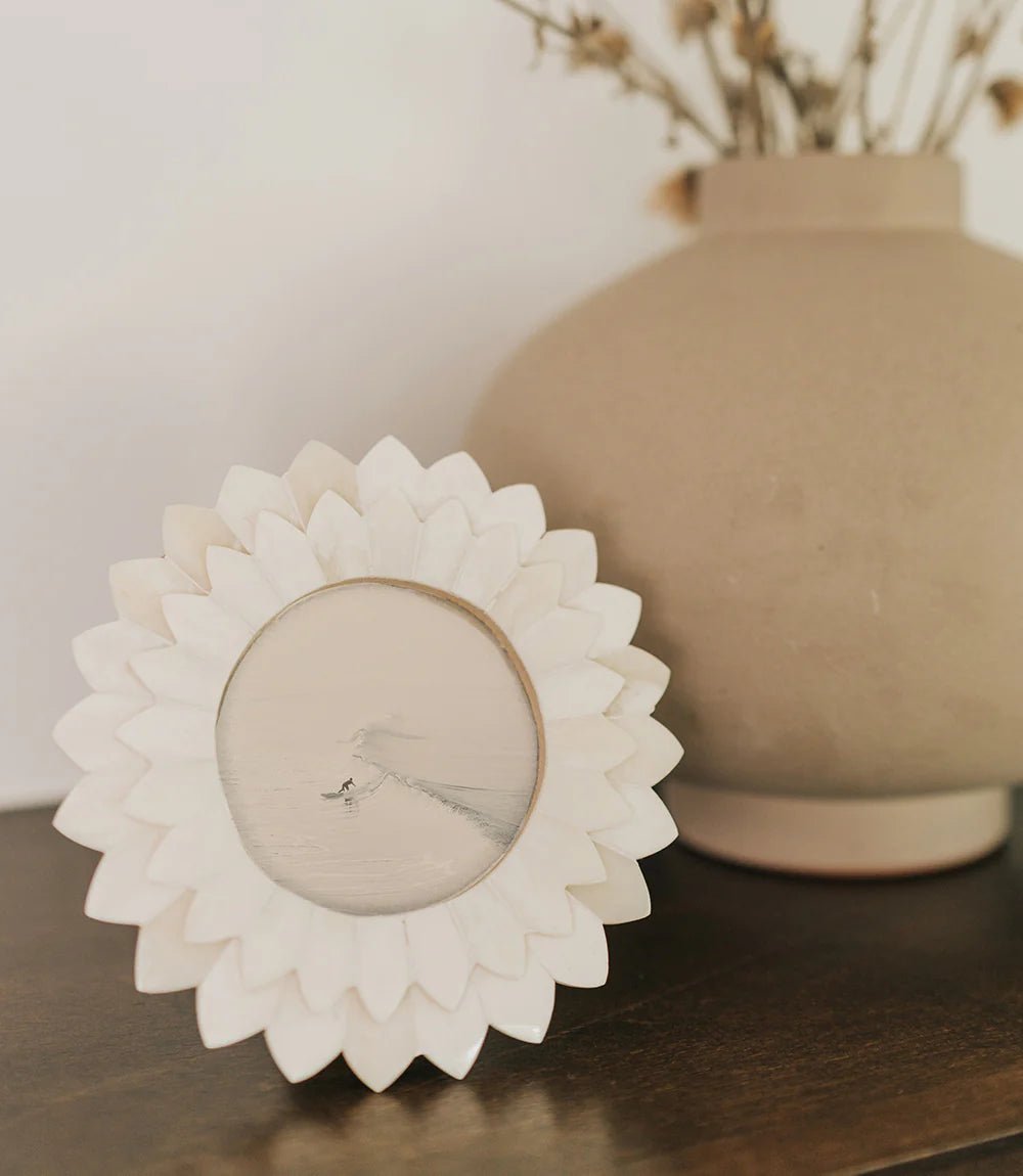 Amalesh Bloom Picture Frame 3 x 3 - Saltbox Sash