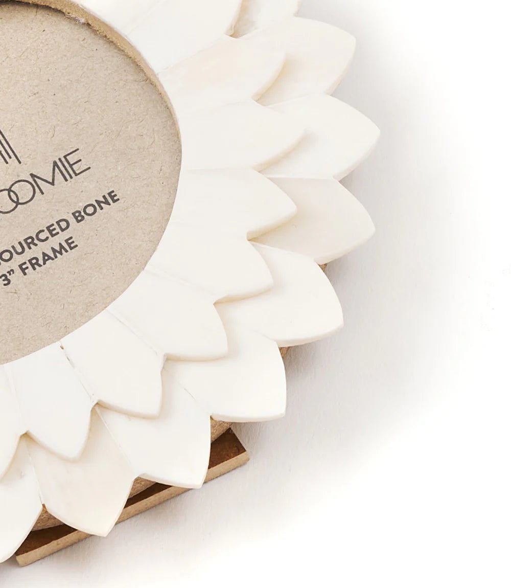 Amalesh Bloom Picture Frame 3 x 3 - Saltbox Sash