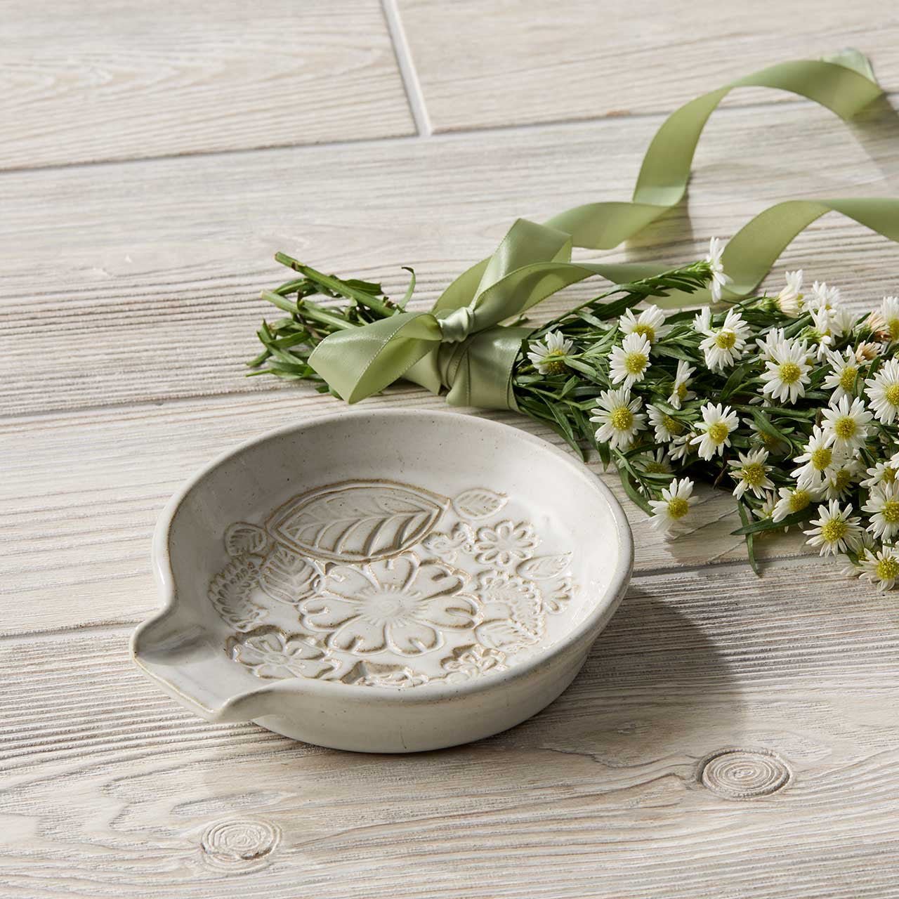 Pressed Blossom Spoon Rest - Saltbox Sash