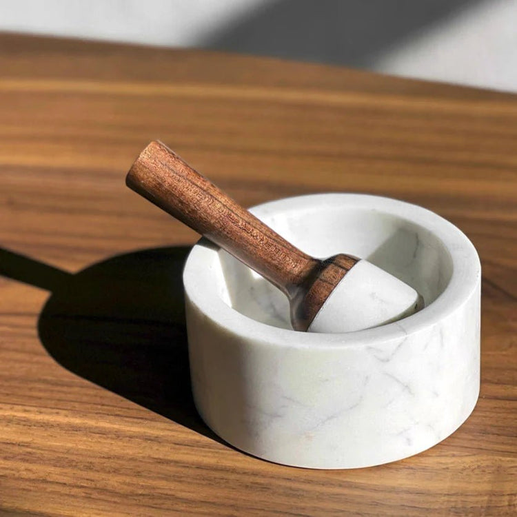 White Marble Mortar & Pestle - Saltbox Sash