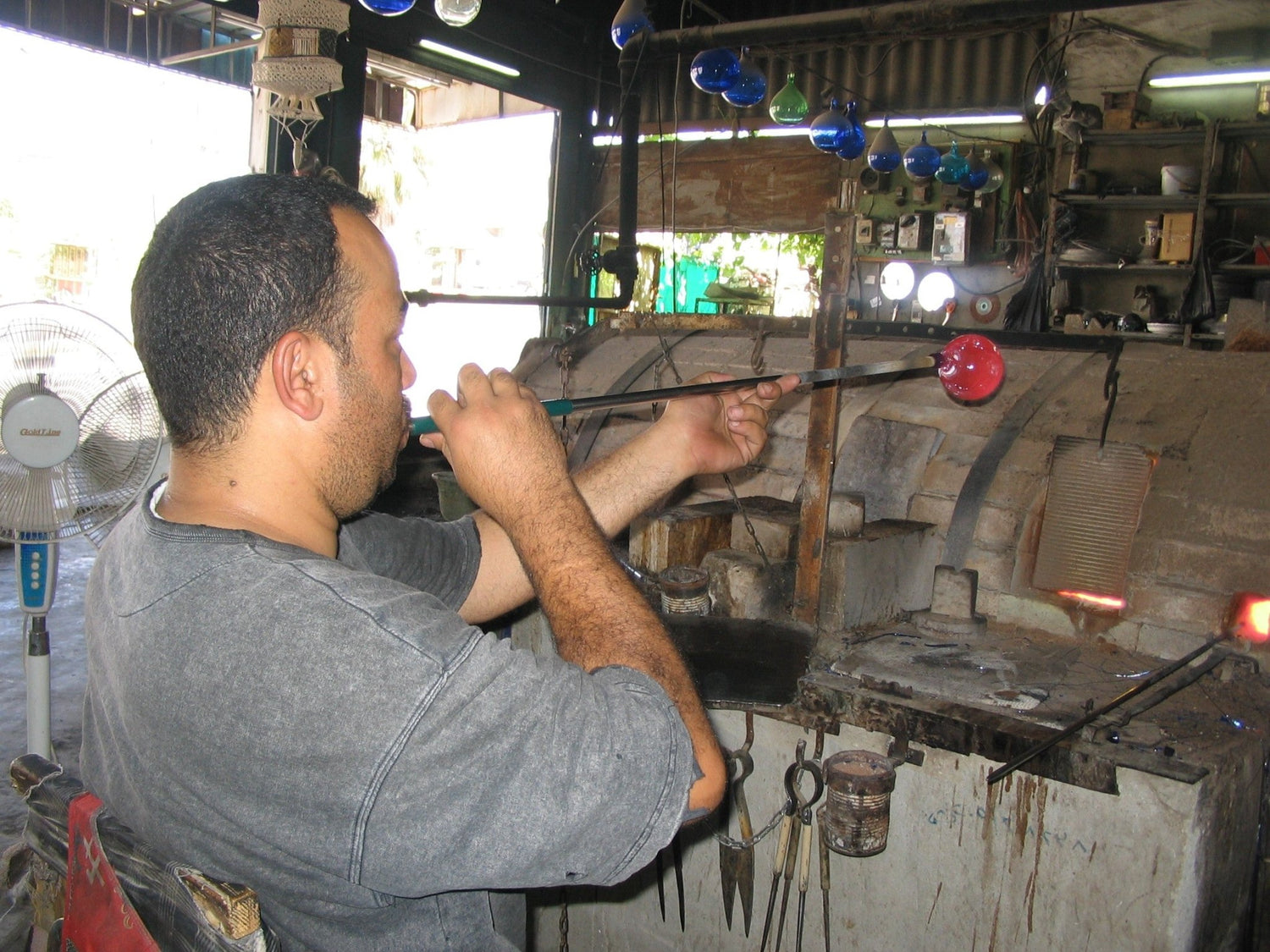 Deep Currents Vase - Saltbox Sash