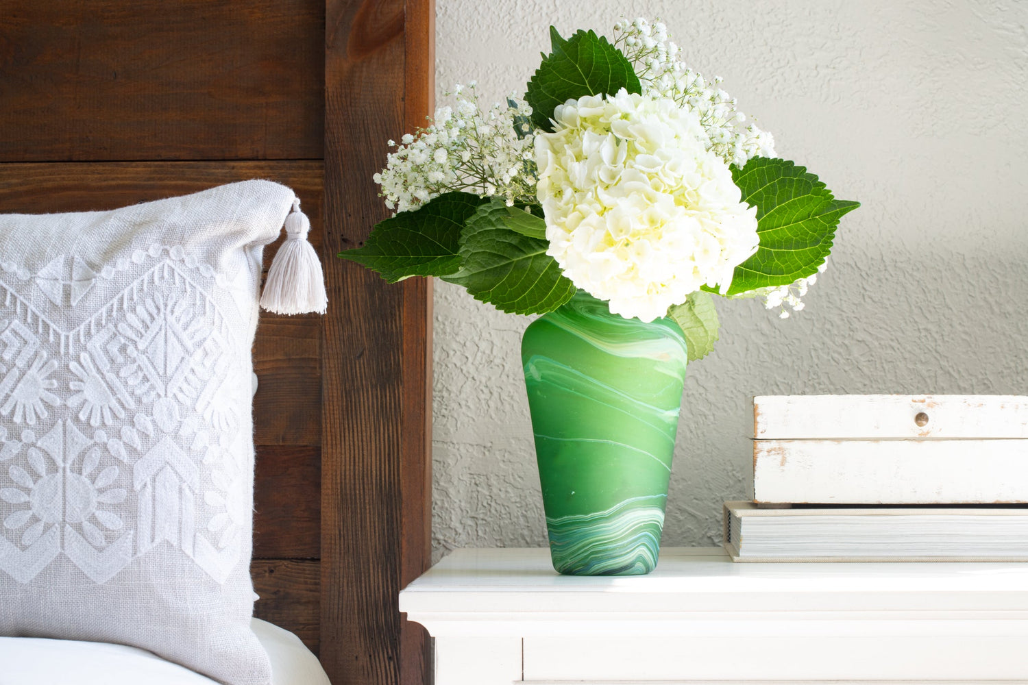 Deep Currents Vase - Saltbox Sash