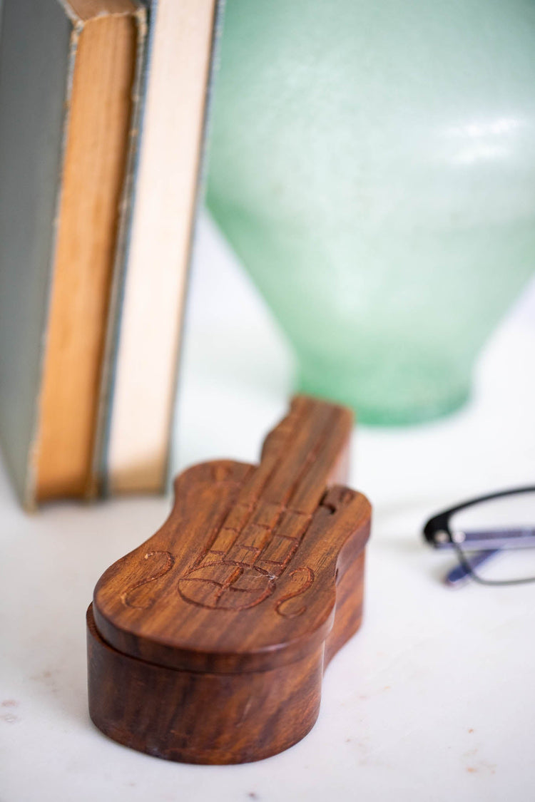 Guitar Puzzle Box - Saltbox Sash