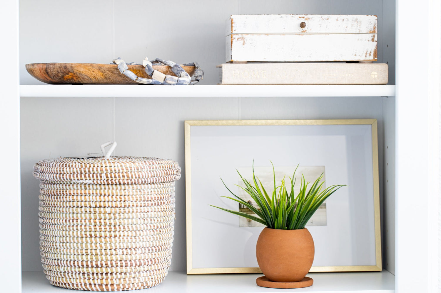 Handwoven Lidded Storage Basket - Saltbox Sash